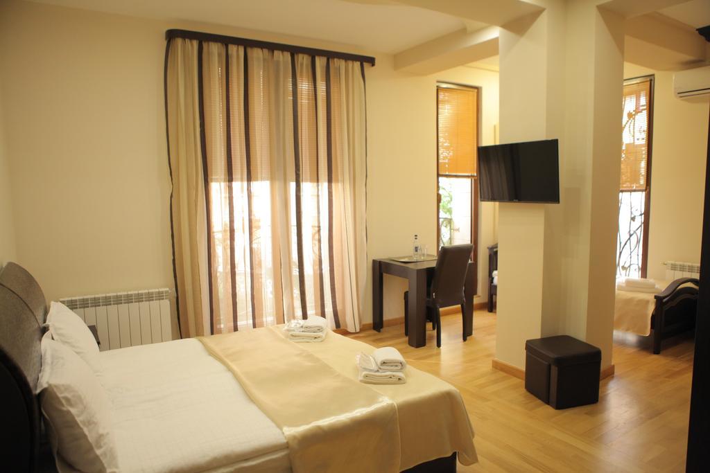 Daniel Boutique Hotel 예레반 외부 사진